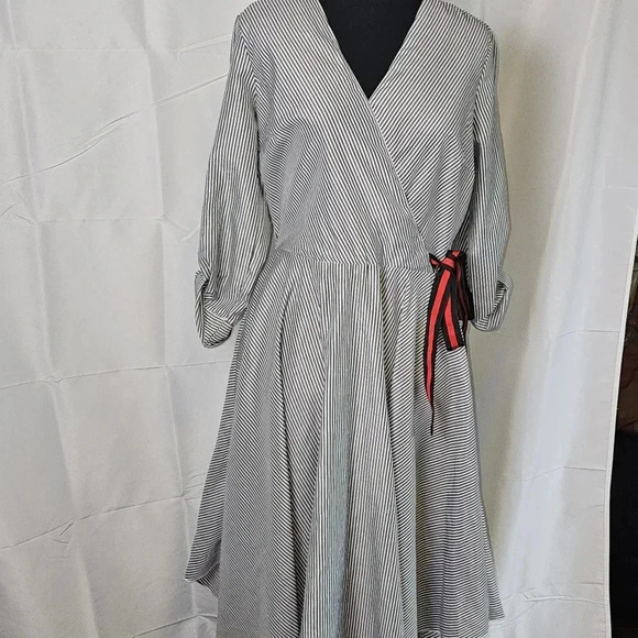 Mlle Gabrielle Striped Dress‎ - Picture 1 of 10